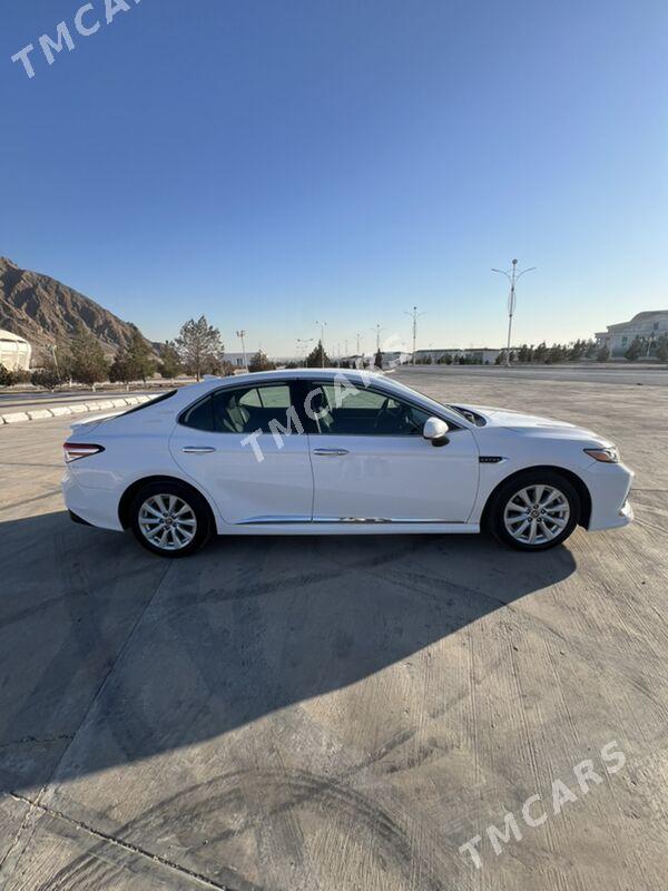 Toyota Camry 2019 - 290 000 TMT - Balkanabat - img 4