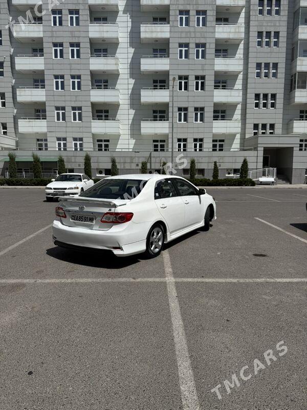 Toyota Corolla 2013 - 175 000 TMT - Мары - img 3