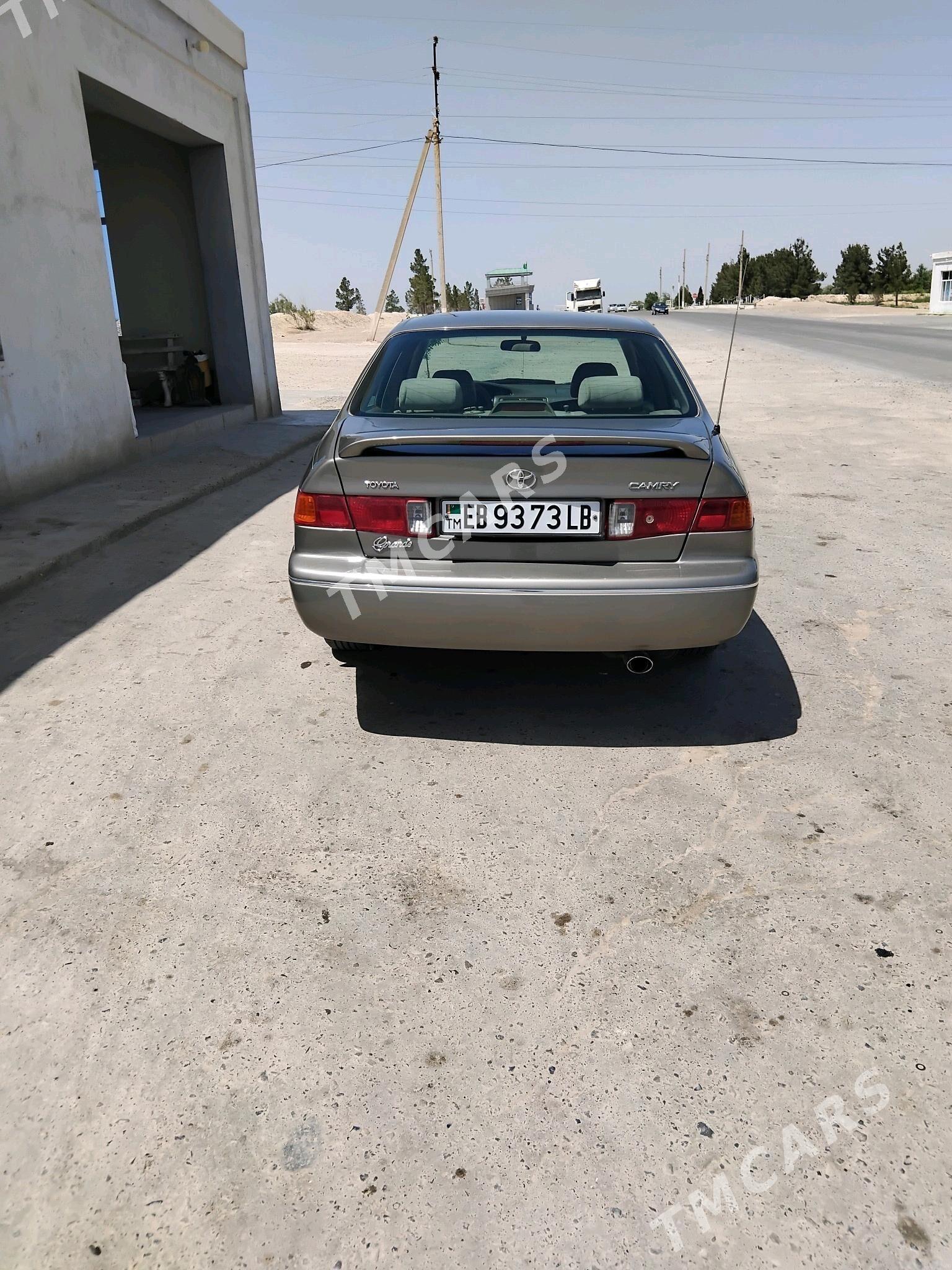 Toyota Camry 1998 - 102 000 TMT - Гарабекевюл - img 2