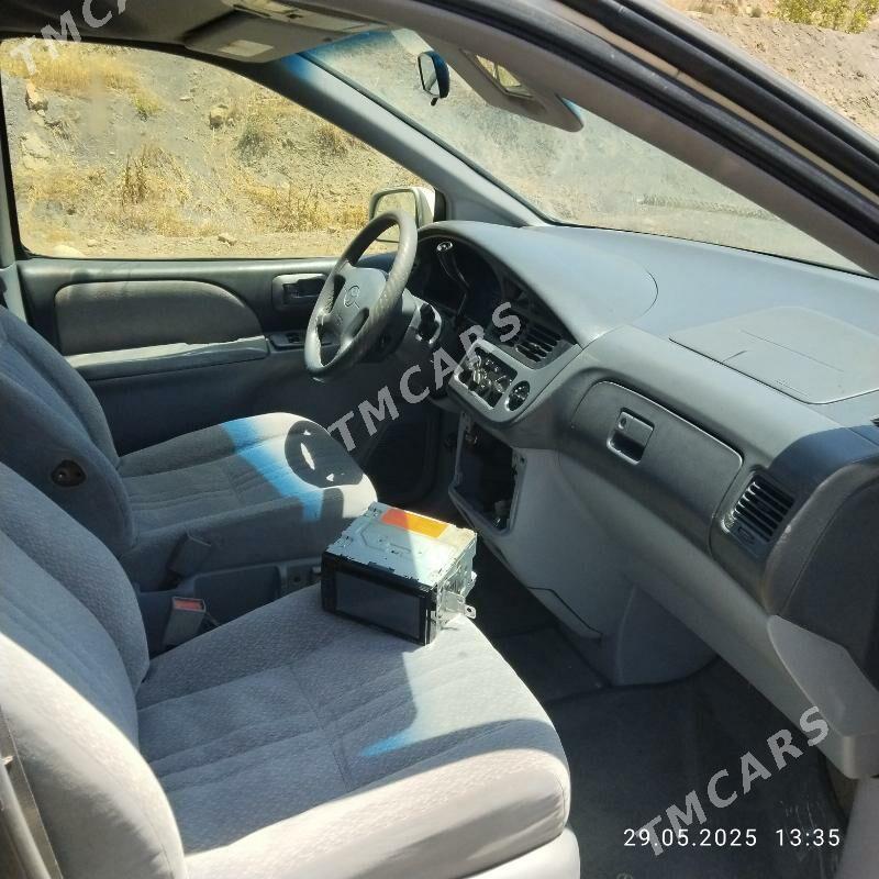 Toyota Sienna 2002 - 160 000 TMT - Magtymguly - img 5