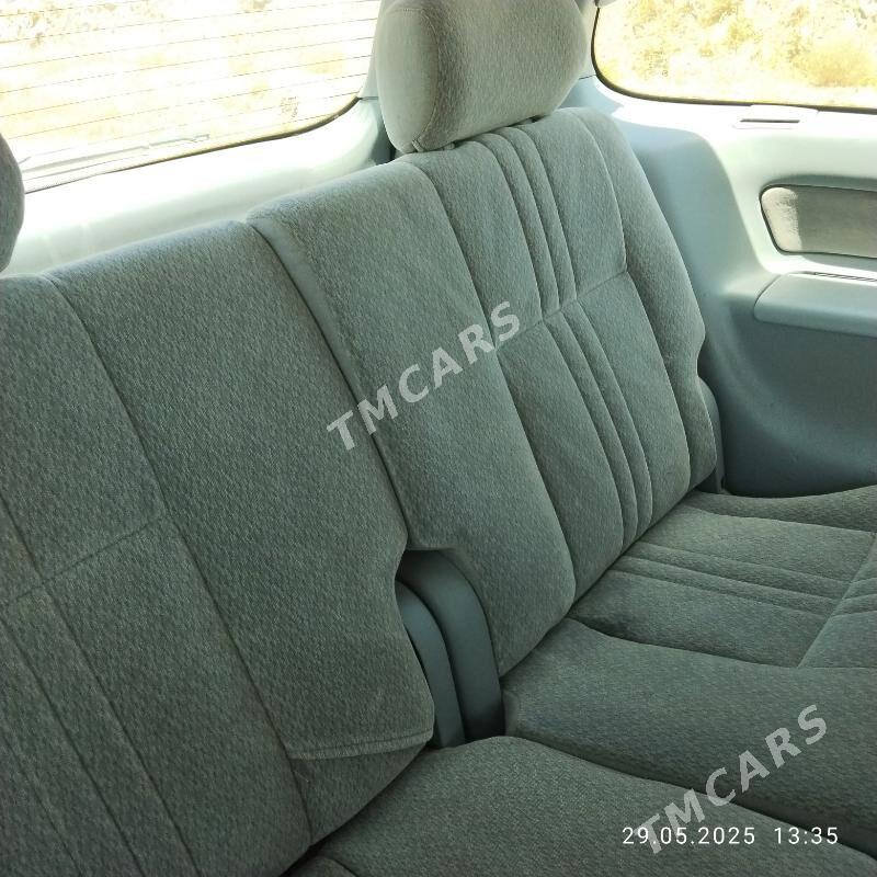 Toyota Sienna 2002 - 160 000 TMT - Magtymguly - img 8