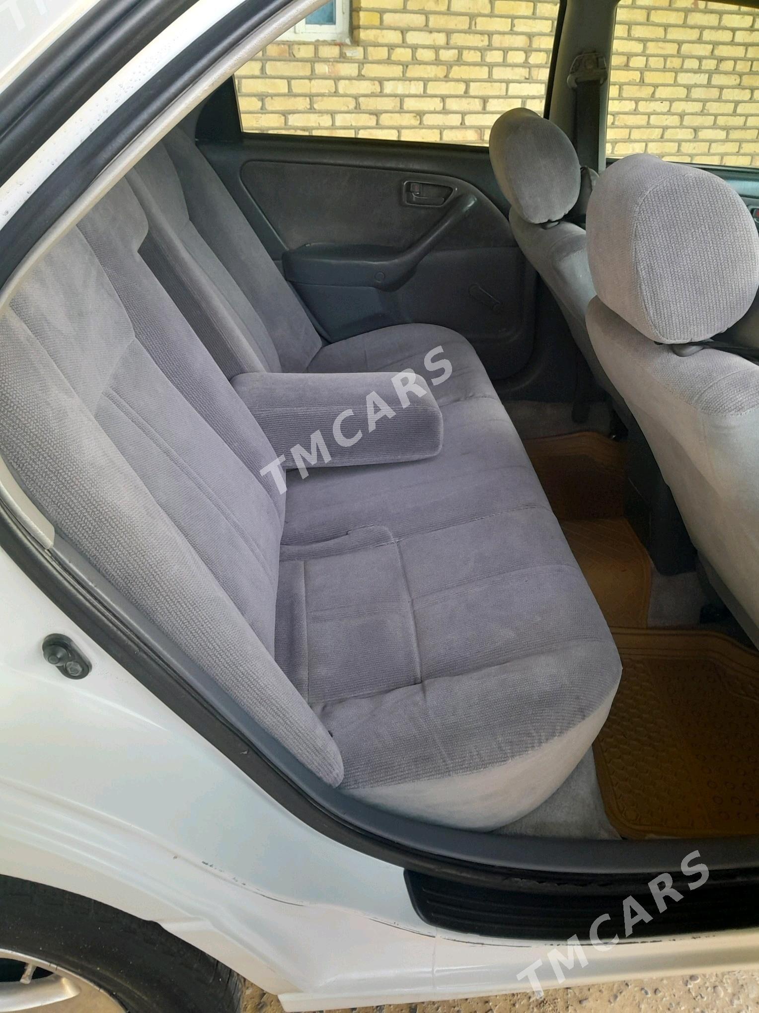 Toyota Camry 1998 - 110 000 TMT - Сакарчага - img 6
