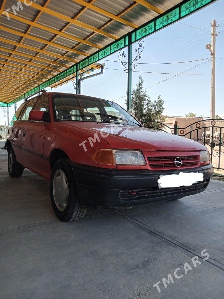 Opel Astra 1993 - 30 000 TMT - Şabat etr. - img 2