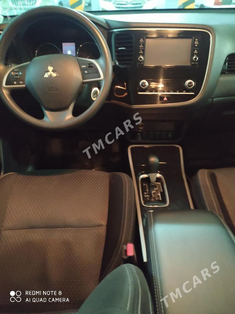 Mitsubishi Outlander 2020 - 255 000 TMT - Aşgabat - img 6