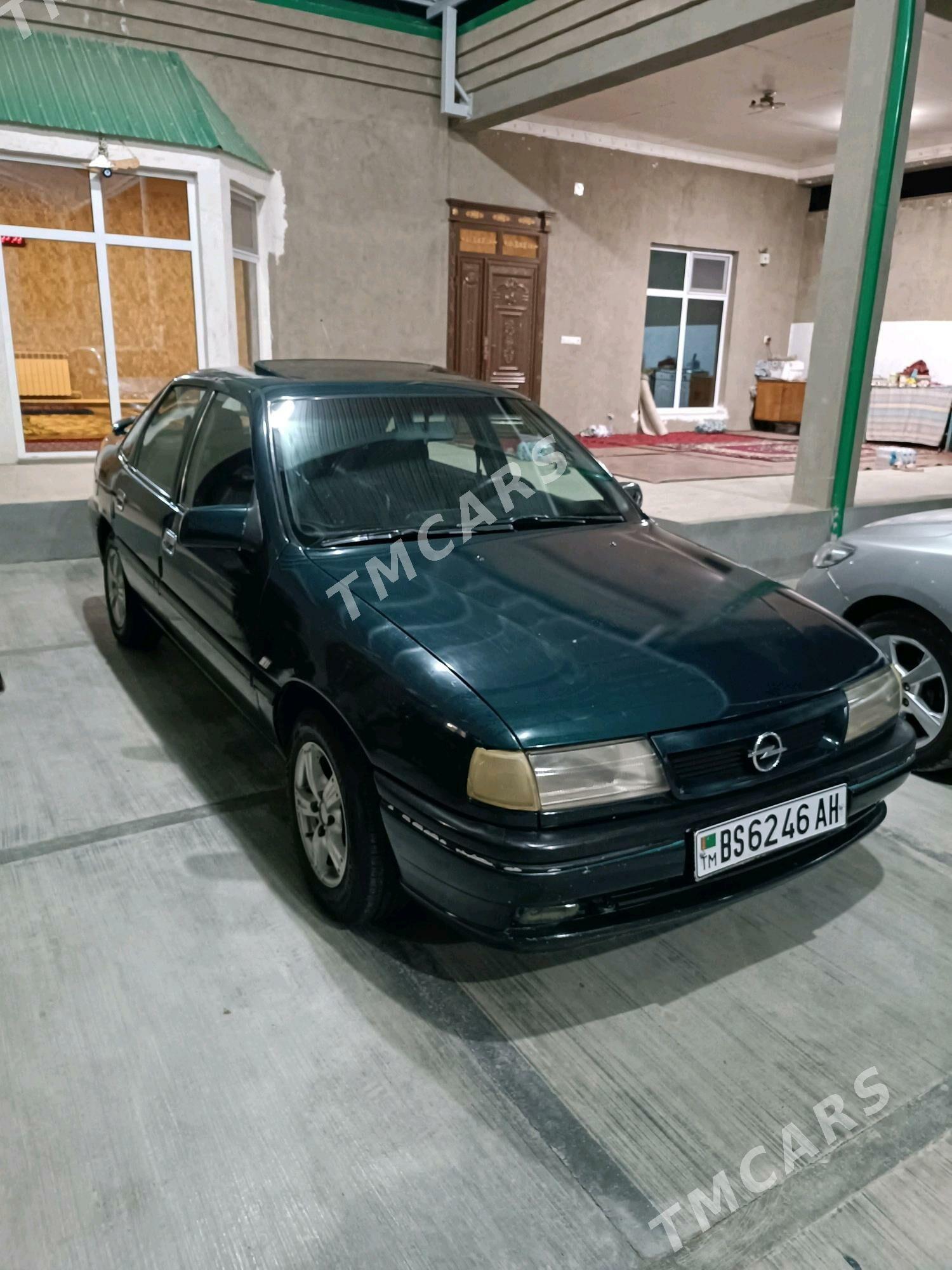 Opel Vectra 1994 - 47 000 TMT - Бахарден - img 2