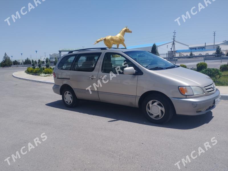 Toyota Sienna 2002 - 159 000 TMT - Мары - img 6