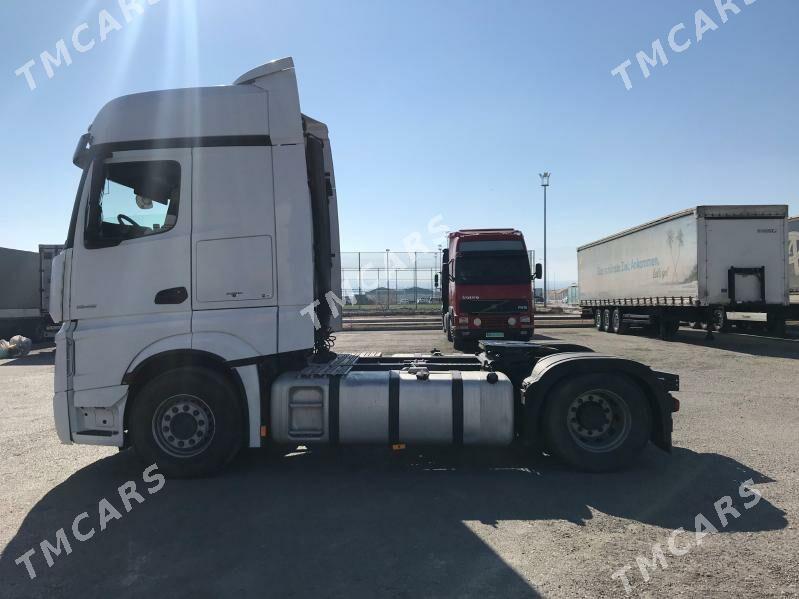 Mercedes-Benz ACTROS 3331 2014 - 700 000 TMT - Aşgabat - img 2