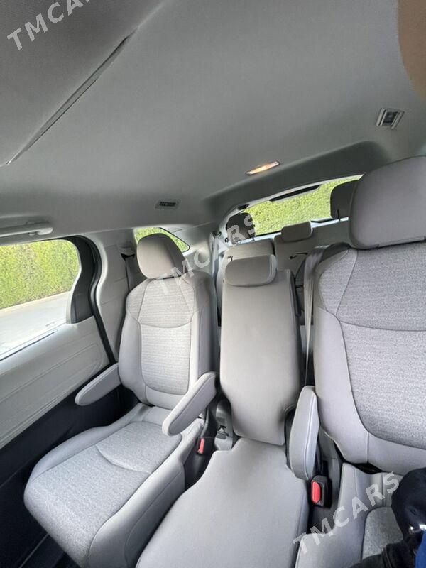 Toyota Sienna 2021 - 495 000 TMT - Aşgabat - img 3
