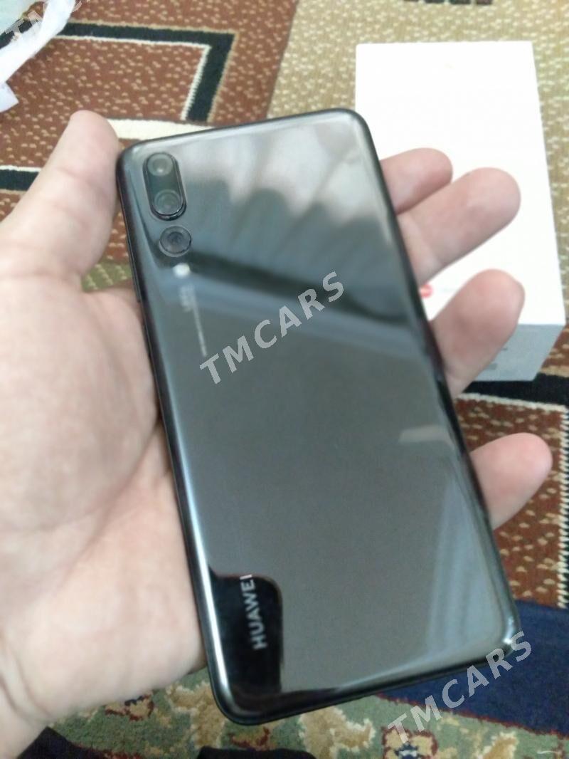 Huawei P20pro - Esenguly - img 5