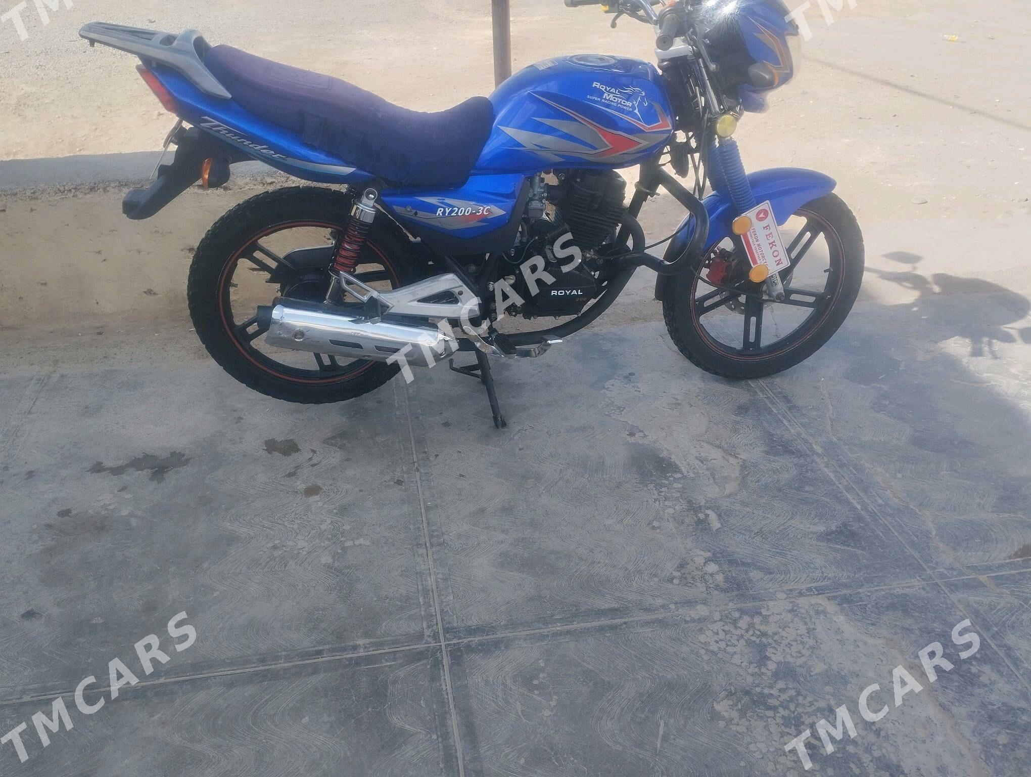 Fekon FK200-14G 2015 - 19 000 TMT - Достлук - img 3