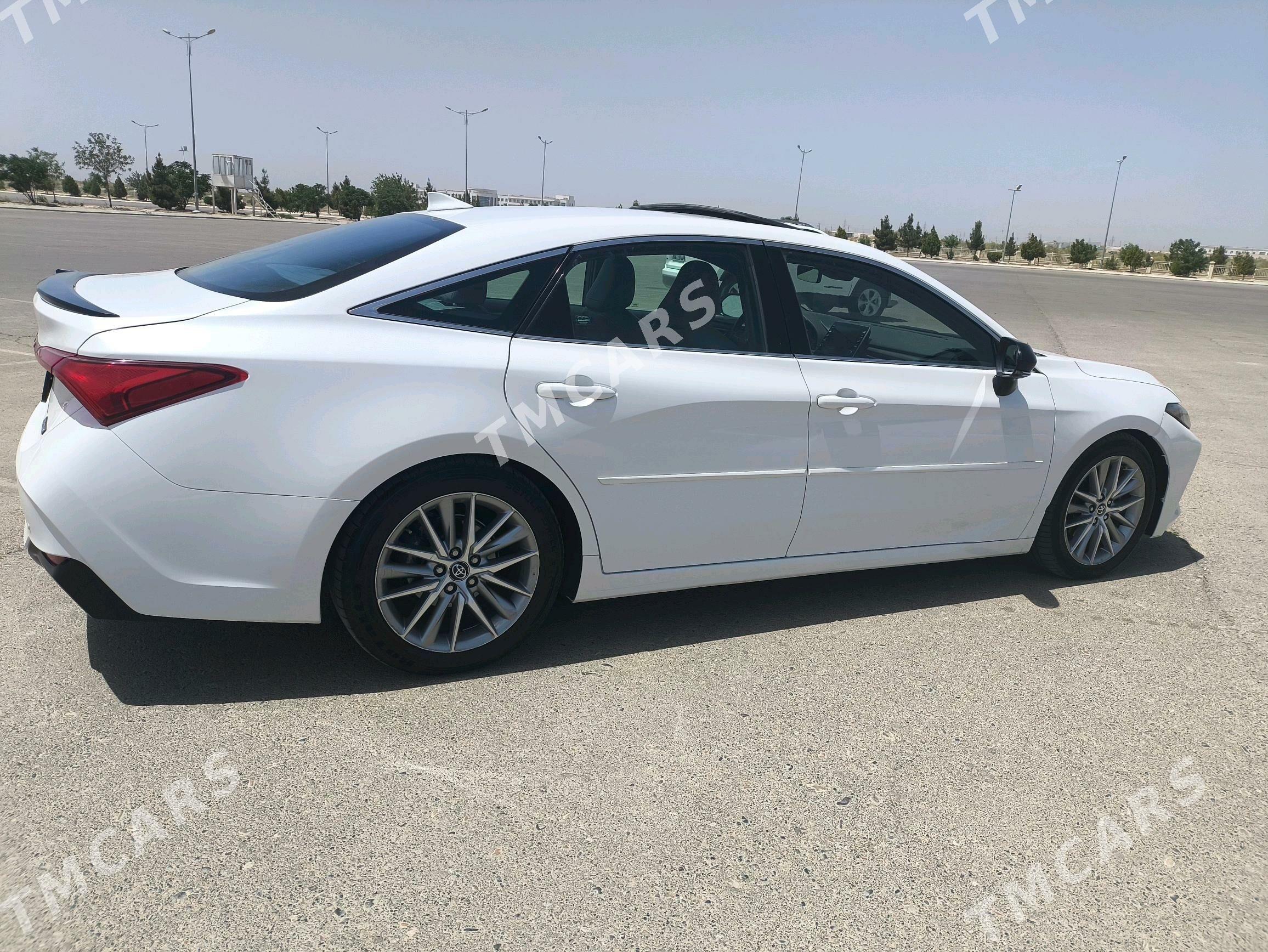 Toyota Avalon 2019 - 495 000 TMT - Туркменабат - img 4