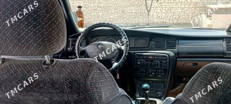 Opel Vectra 1997 - 45 000 TMT - Балканабат - img 3