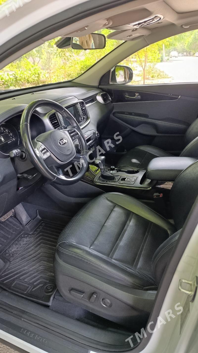 Kia Sorento 2019 - 355 000 TMT - Ашхабад - img 2