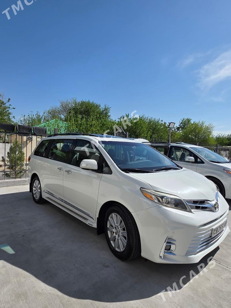Toyota Sienna 2017 - 400 000 TMT - Ашхабад - img 4