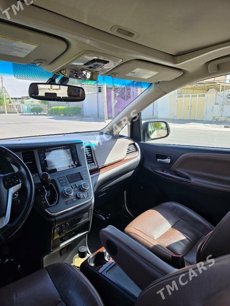 Toyota Sienna 2017 - 400 000 TMT - Ашхабад - img 6