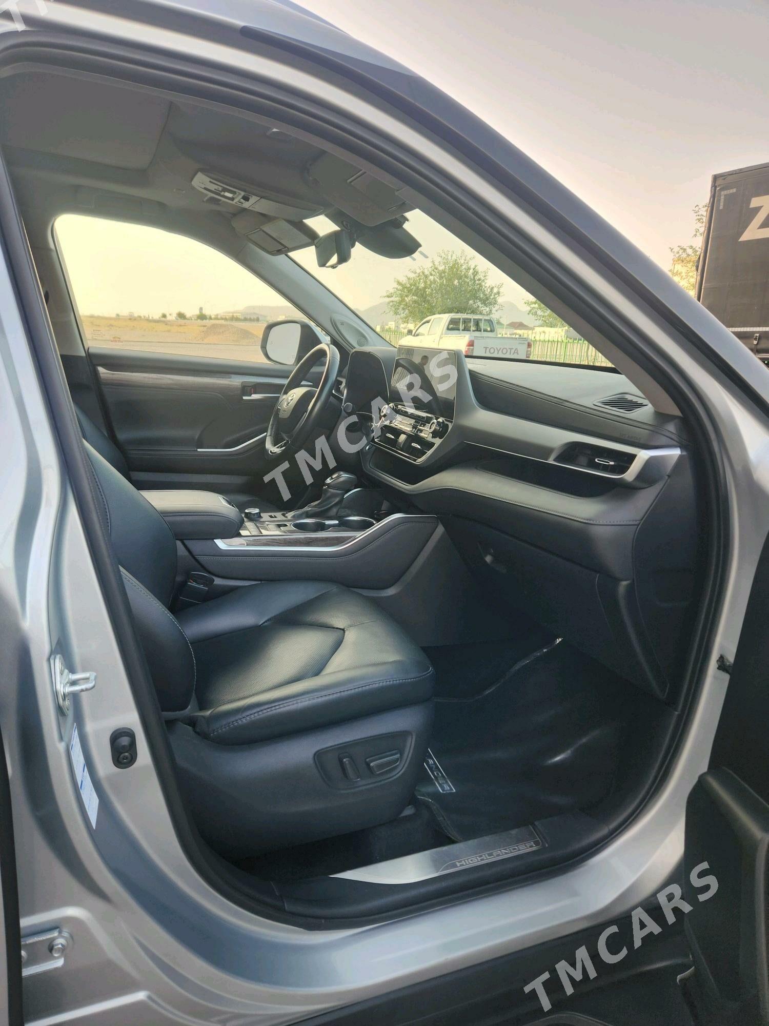 Toyota Highlander 2021 - 690 000 TMT - Balkanabat - img 3