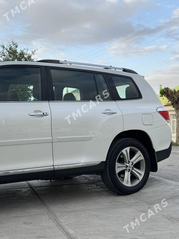 Toyota Highlander 2011 - 340 000 TMT - Ашхабад - img 4