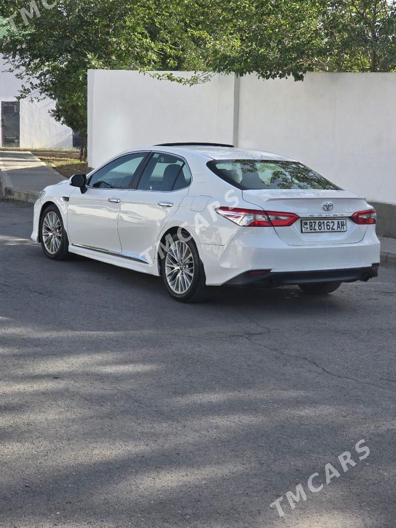 Toyota Camry 2018 - 290 000 TMT - Ашхабад - img 2