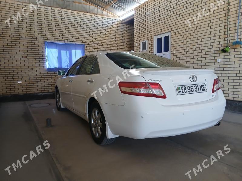 Toyota Camry 2010 - 185 000 TMT - Baýramaly - img 6