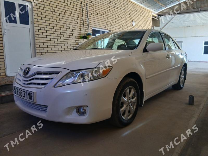 Toyota Camry 2010 - 185 000 TMT - Baýramaly - img 2