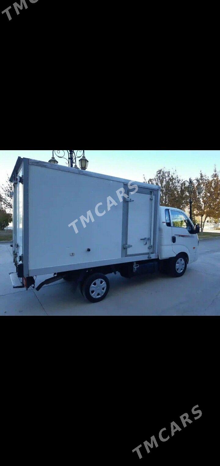 Kia Bongo 2018 - 250 000 TMT - Daşoguz - img 4