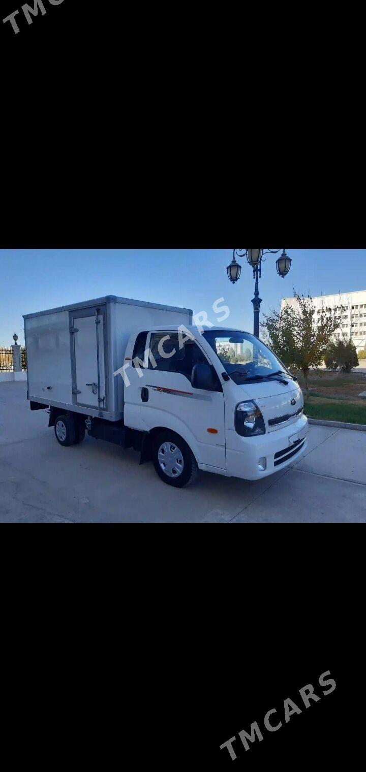 Kia Bongo 2018 - 250 000 TMT - Daşoguz - img 6