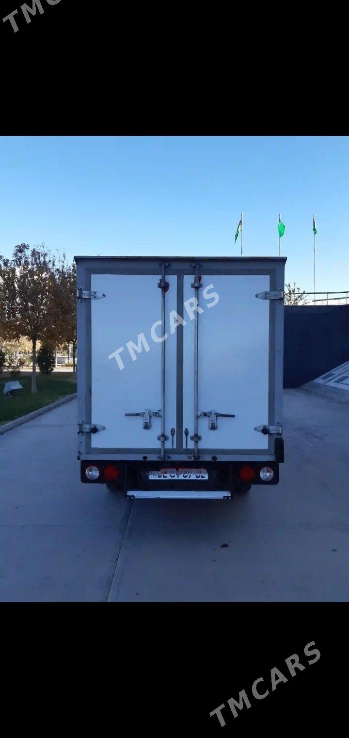 Kia Bongo 2018 - 250 000 TMT - Daşoguz - img 5