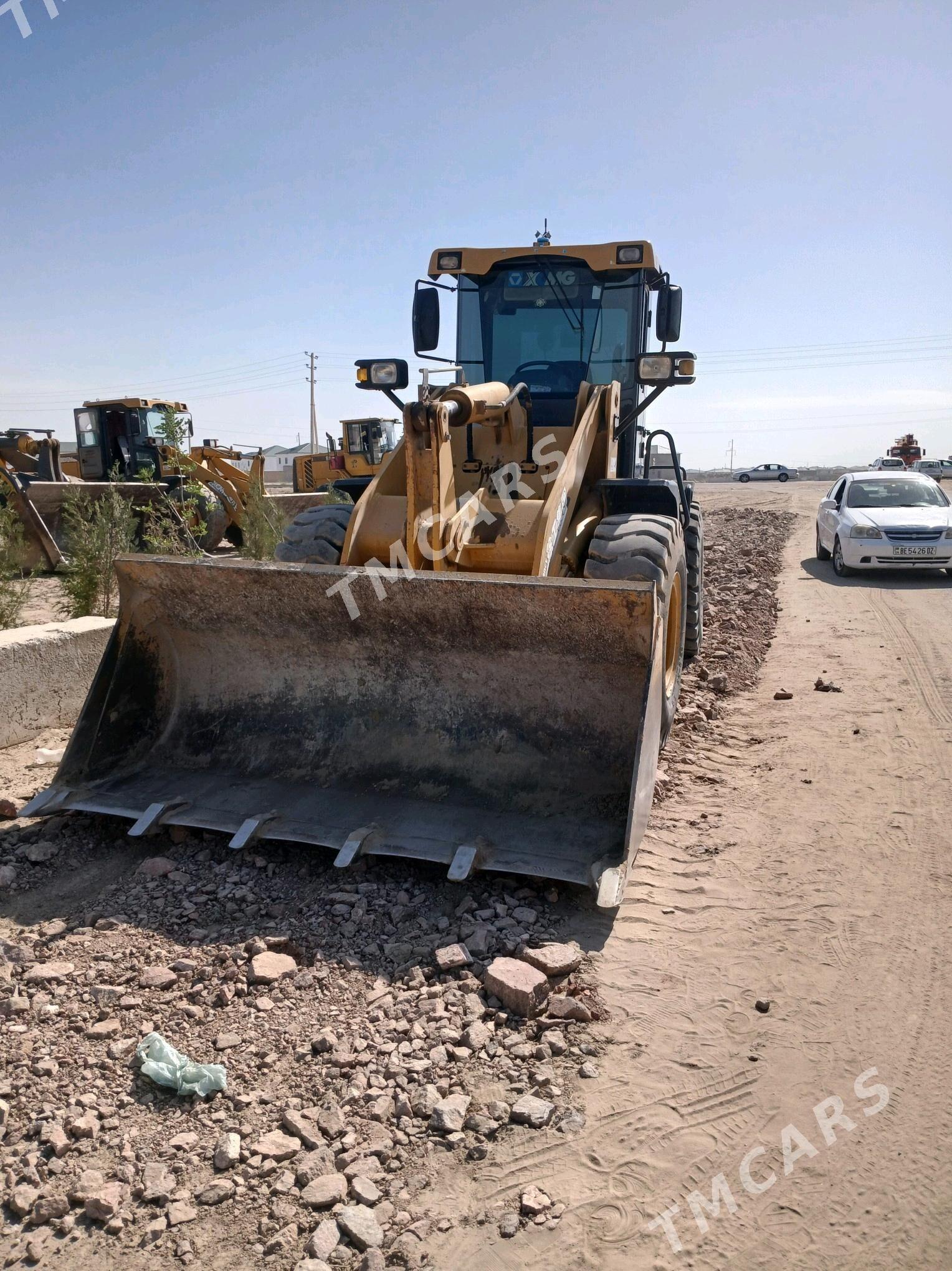 XCMG LW300F 2014 - 480 000 TMT - Daşoguz - img 2
