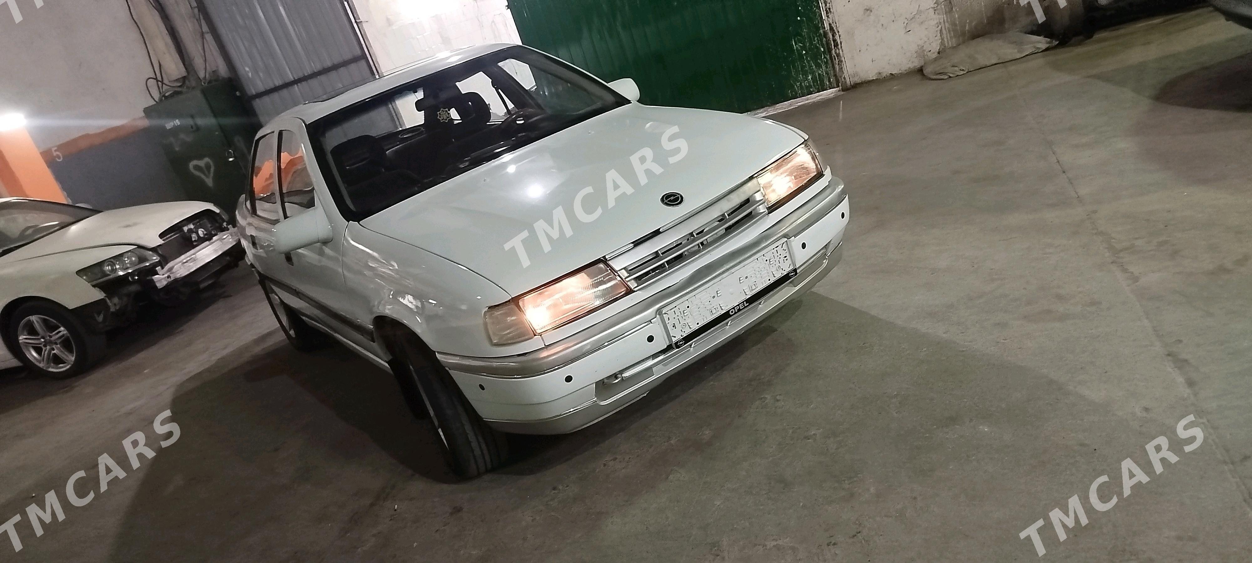 Opel Vectra 1990 - 33 000 TMT - Baýramaly - img 6