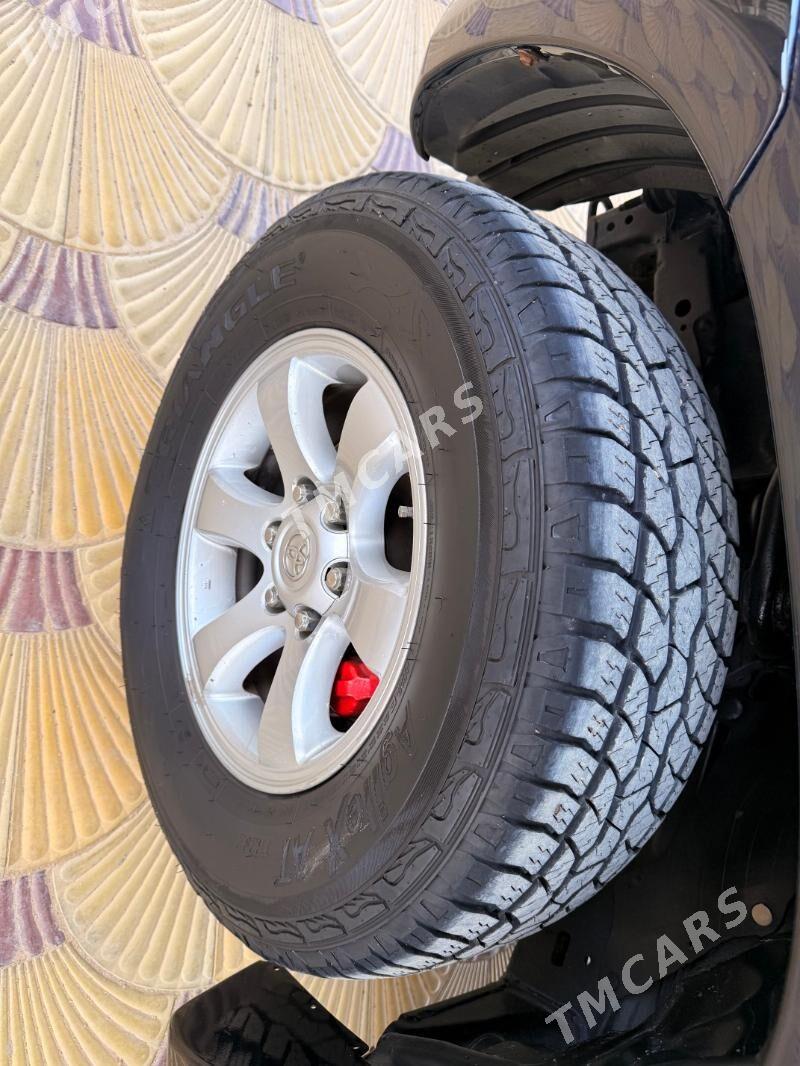 Toyota Land Cruiser Prado 2005 - 300 000 TMT - Gumdag - img 2
