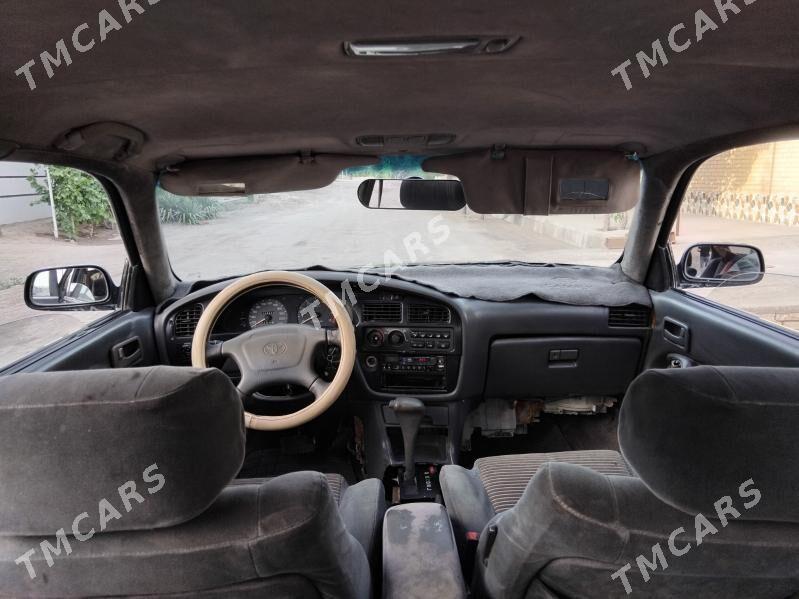 Toyota Camry 1993 - 44 000 TMT - Garabekewül - img 3