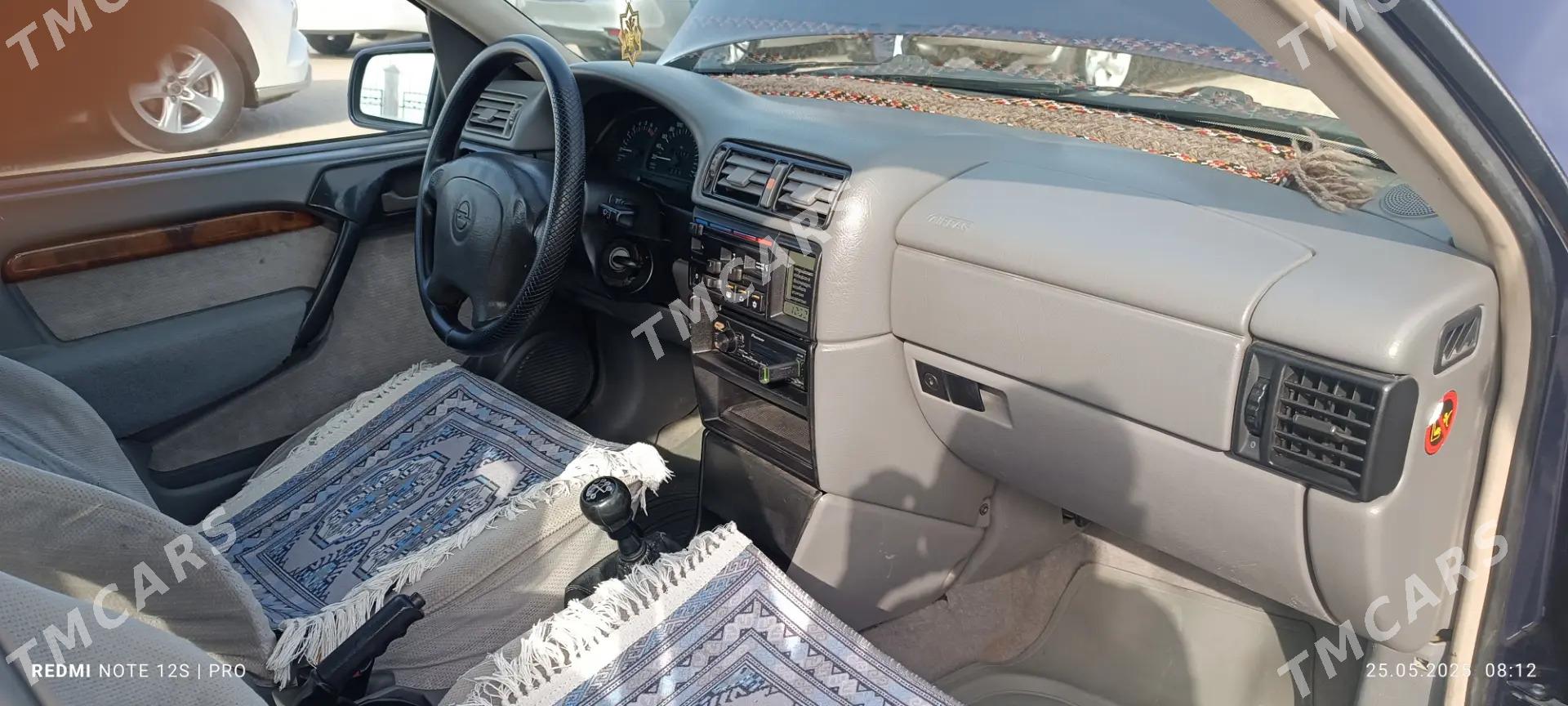 Opel Vectra 1996 - 60 000 TMT - Туркменгала - img 3