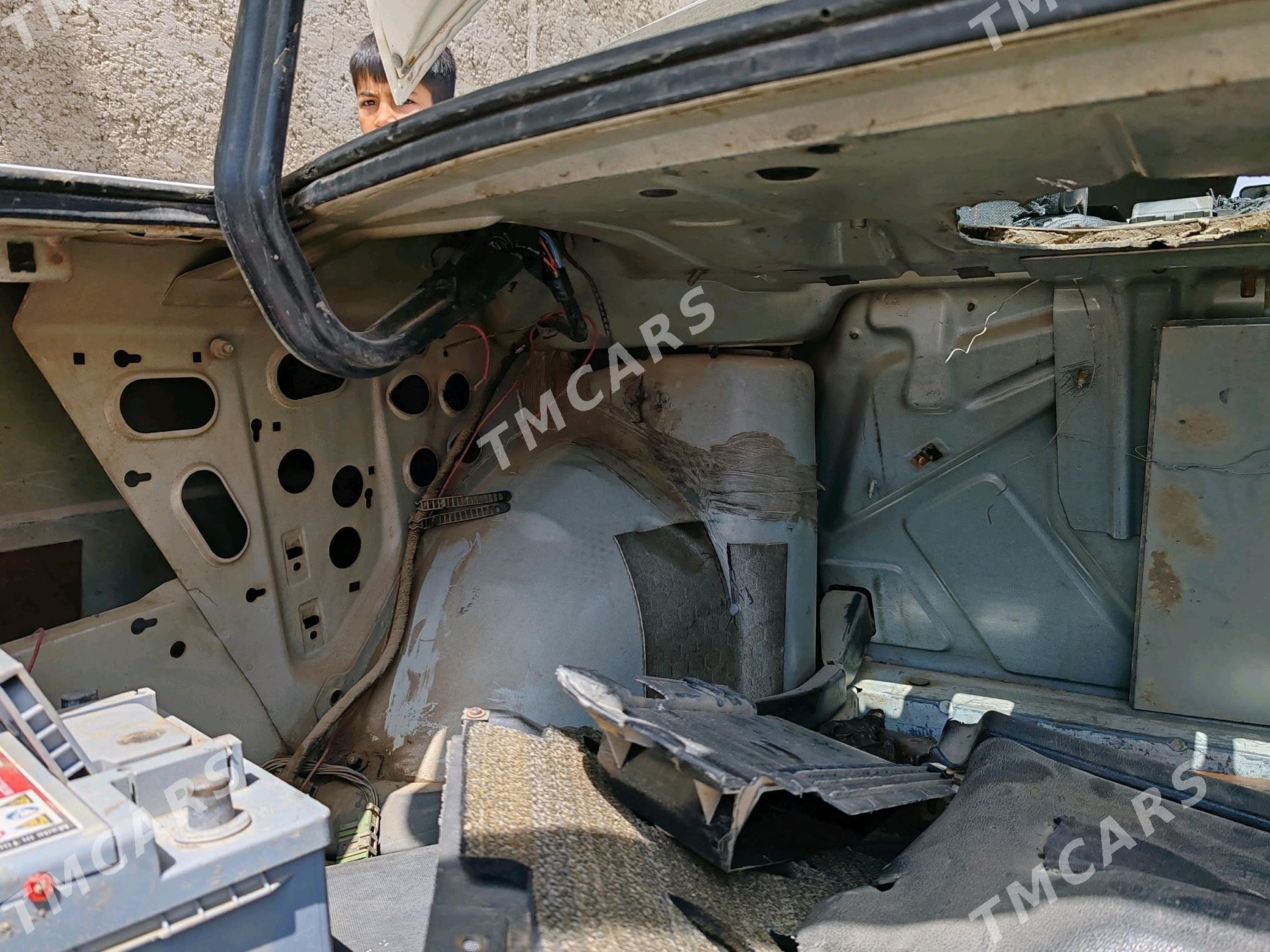 BMW 525 1990 - 20 000 TMT - Джебел - img 4