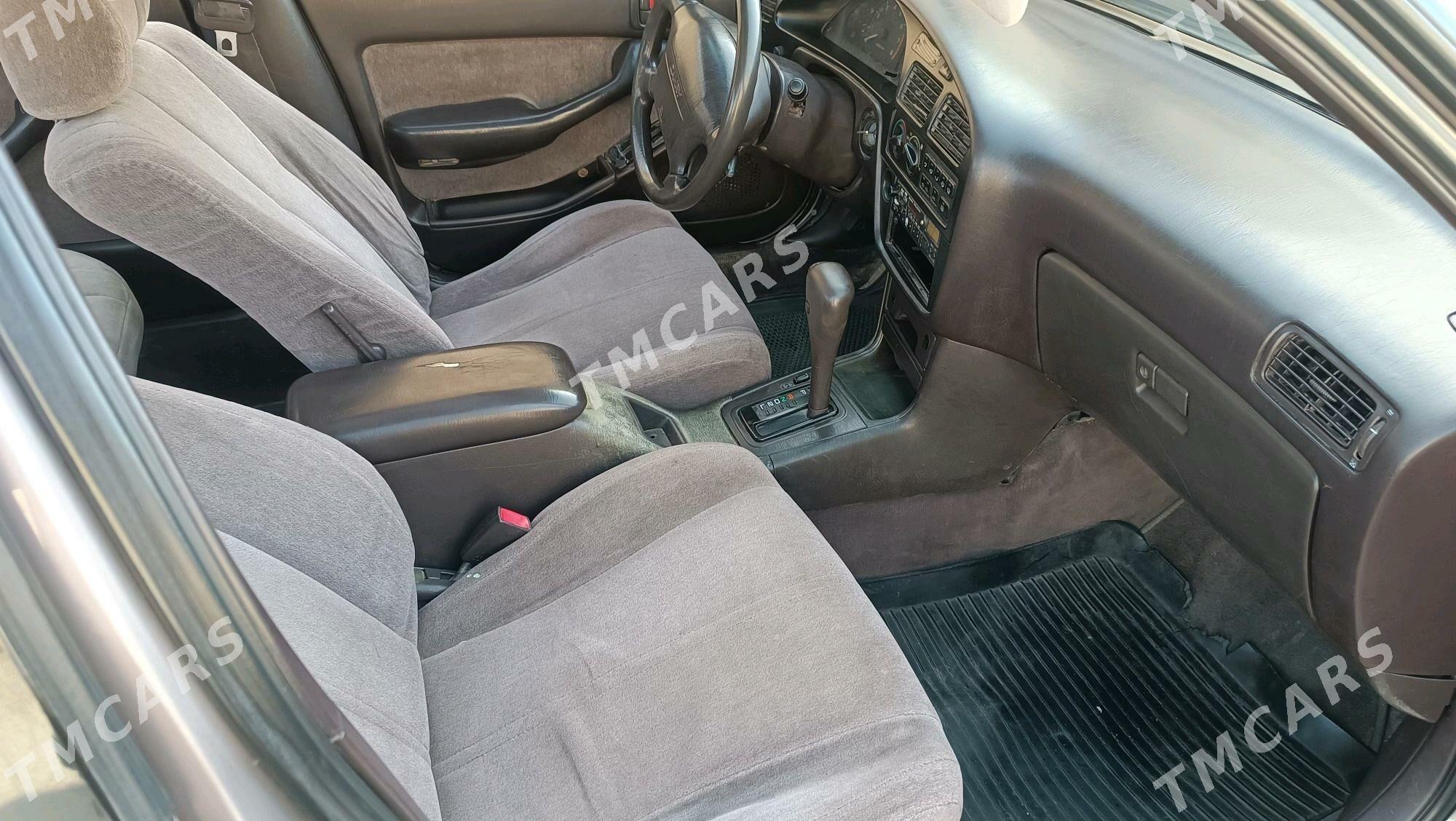 Toyota Camry 1992 - 85 000 TMT - Mary - img 5