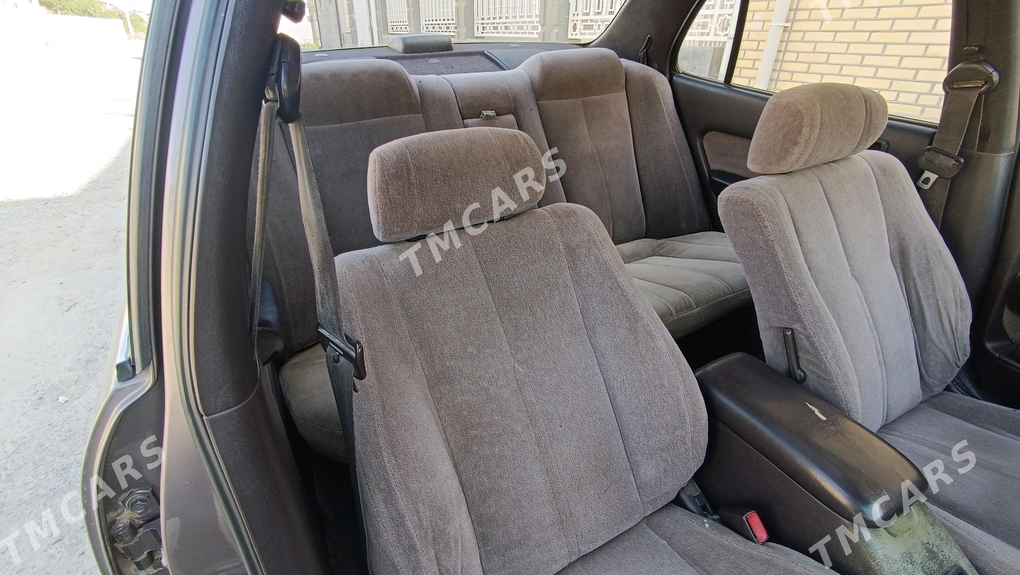 Toyota Camry 1992 - 85 000 TMT - Mary - img 8