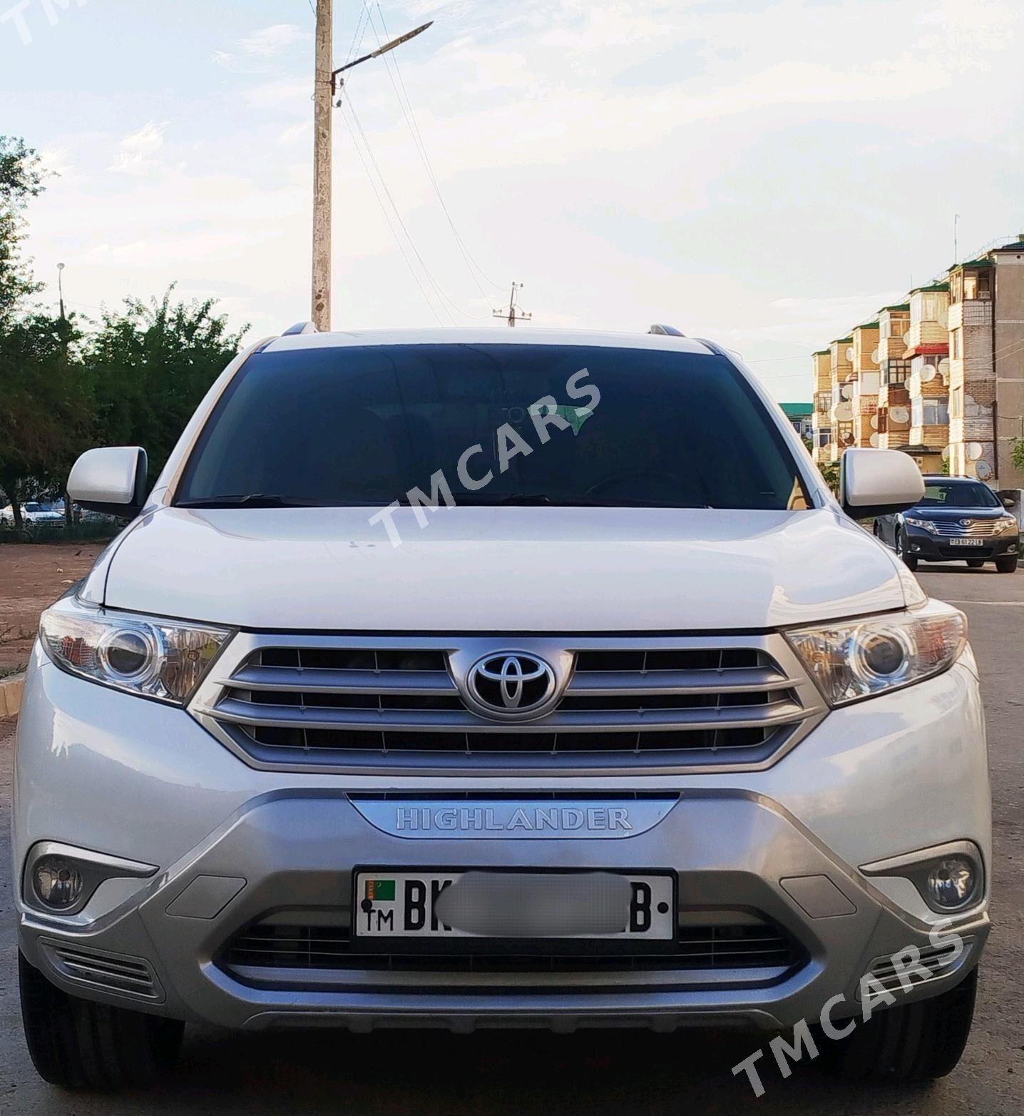 Toyota Highlander 2011 - 330 000 TMT - Туркменабат - img 2
