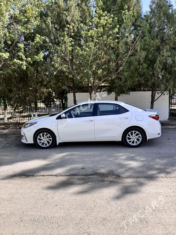 Toyota Corolla 2017 - 250 000 TMT - Büzmeýin - img 2