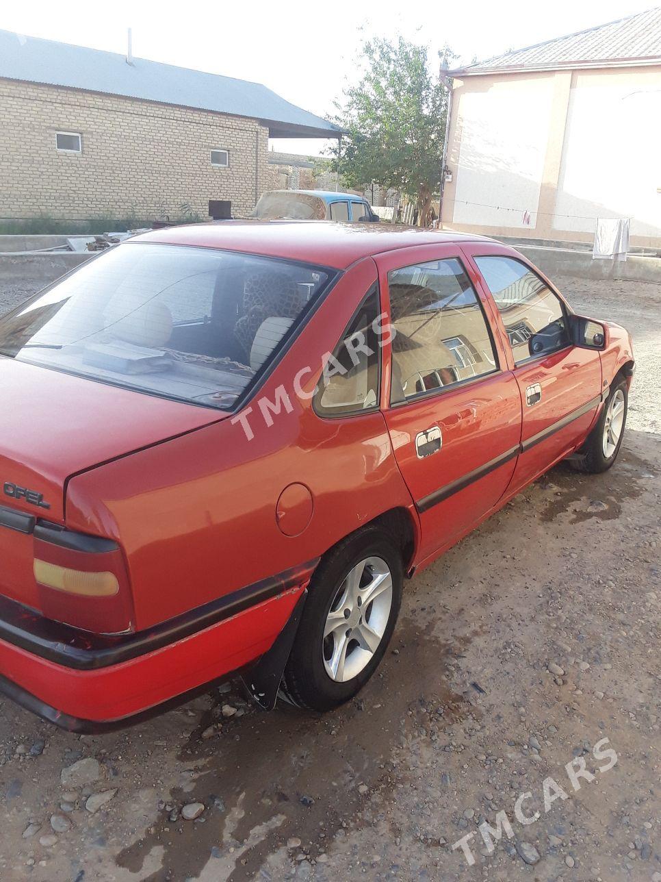 Opel Vectra 1993 - 32 000 TMT - Mary - img 2