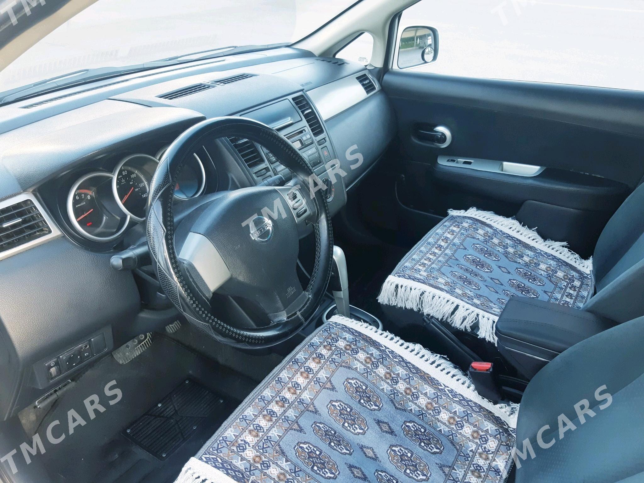 Nissan Versa 2010 - 128 000 TMT - ул. Московская (10 йыл абаданчылык ш.) - img 3