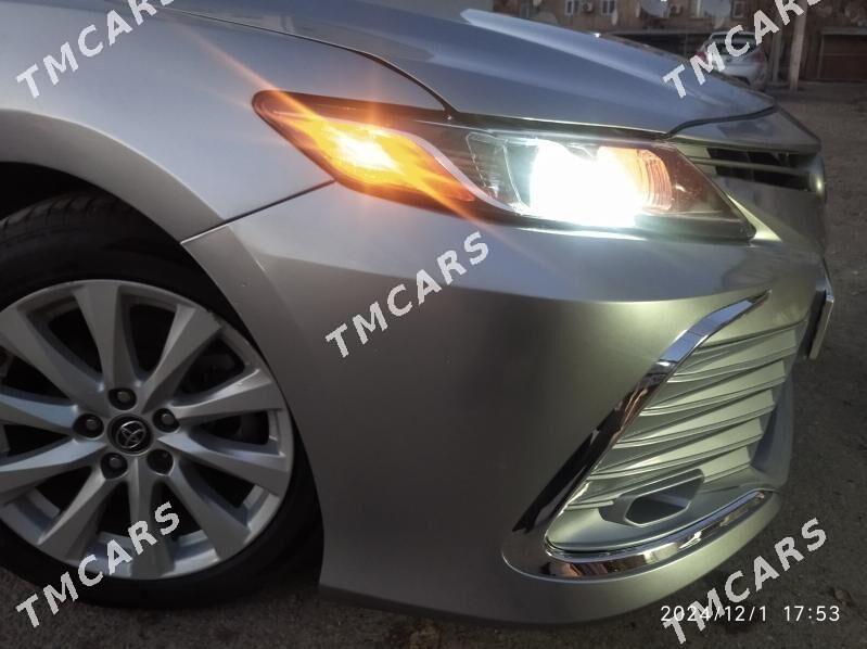 Toyota Camry 2019 - 290 000 TMT - Мары - img 8