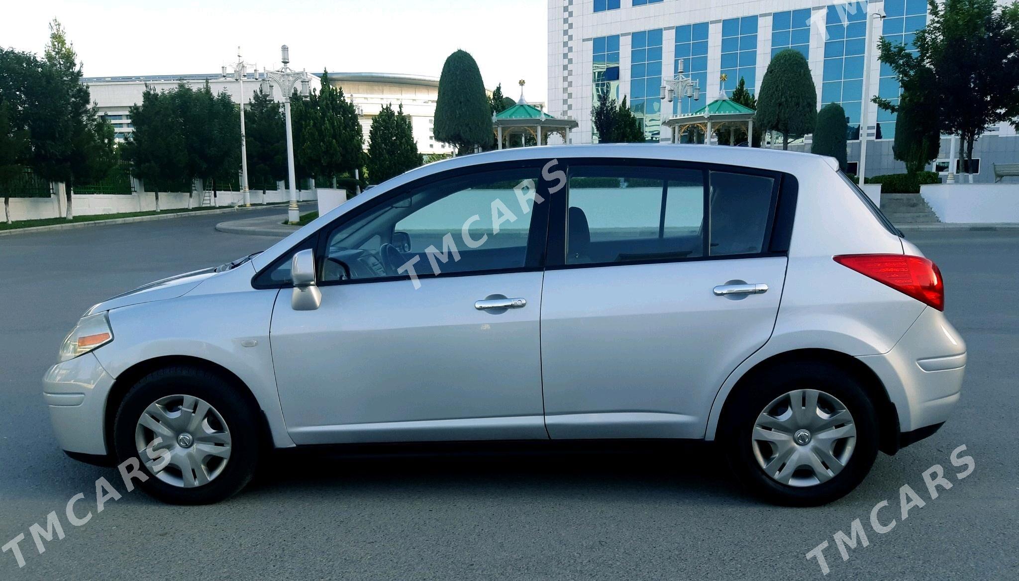 Nissan Versa 2010 - 128 000 TMT - ул. Московская (10 йыл абаданчылык ш.) - img 5