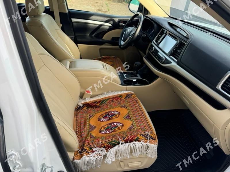 Toyota Highlander 2017 - 430 000 TMT - Ашхабад - img 7