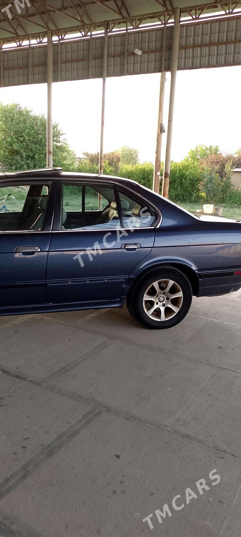 BMW 525 1990 - 62 000 TMT - Мургап - img 3