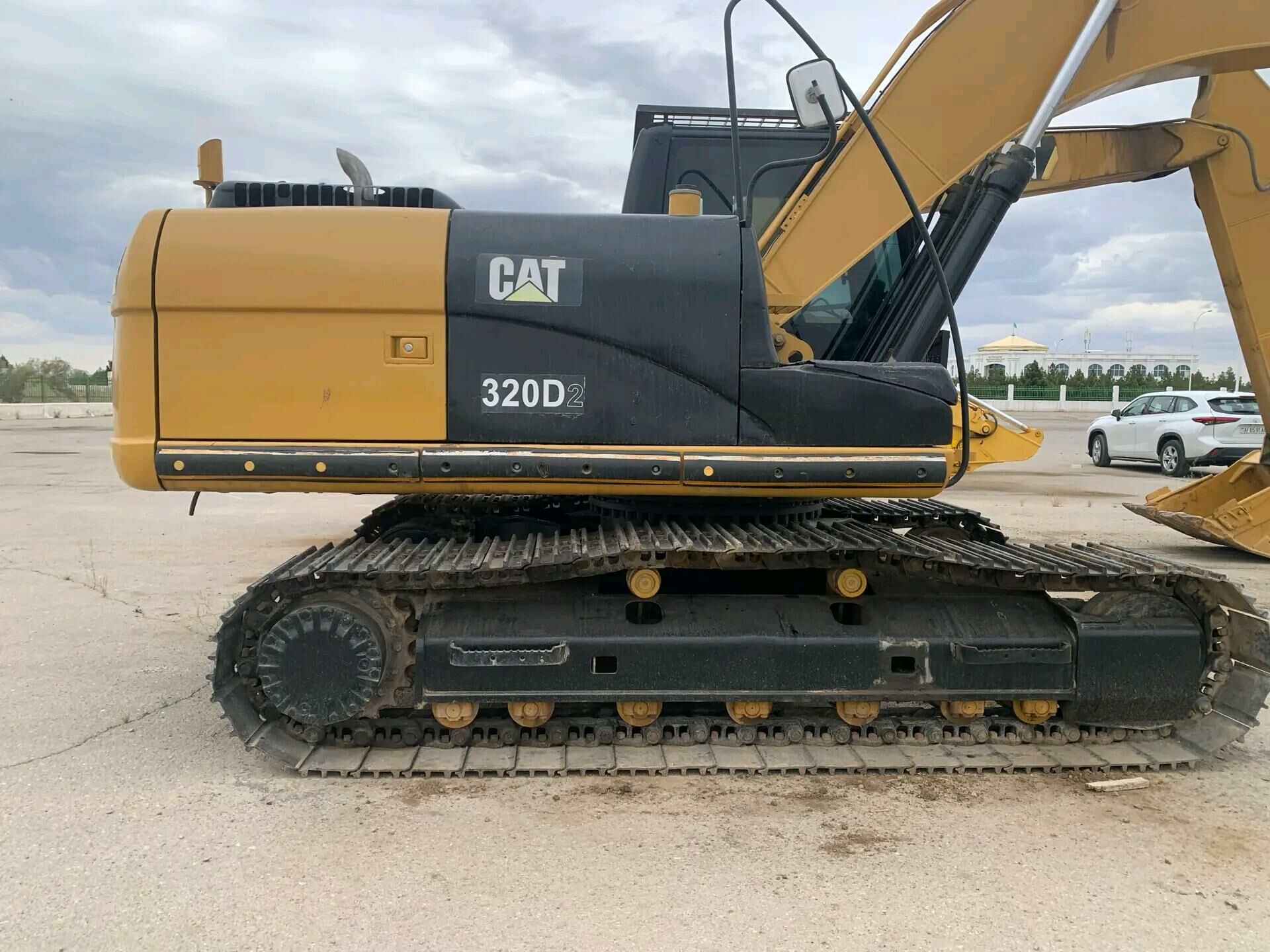 Caterpillar Excavator 2018 - 1 280 000 TMT - "Алтын Асыр" Гундогар базары ( Толкучка) - img 4