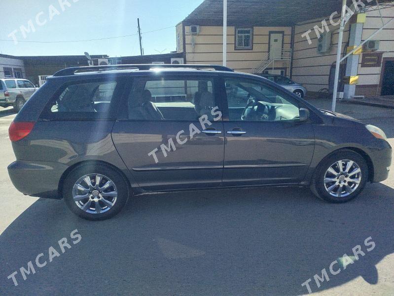 Toyota Sienna 2008 - 190 000 TMT - Туркменабат - img 6