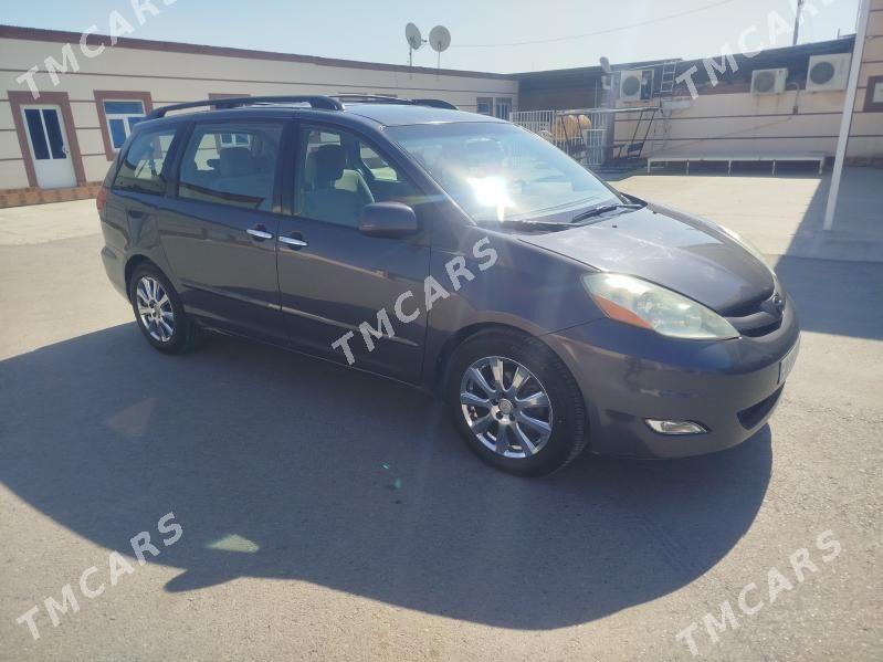 Toyota Sienna 2008 - 190 000 TMT - Туркменабат - img 3