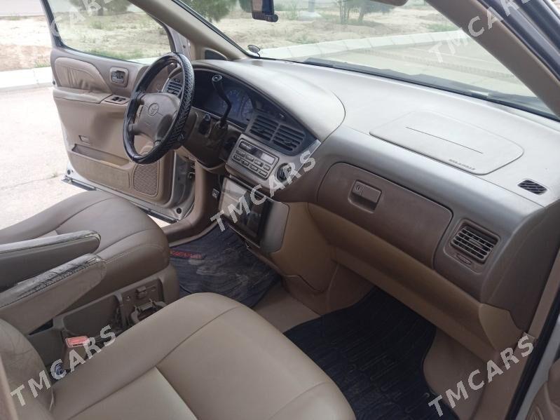 Toyota Sienna 2002 - 160 000 TMT - Çärjew - img 7