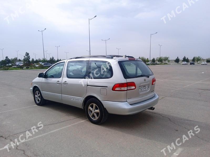 Toyota Sienna 2002 - 160 000 TMT - Çärjew - img 8