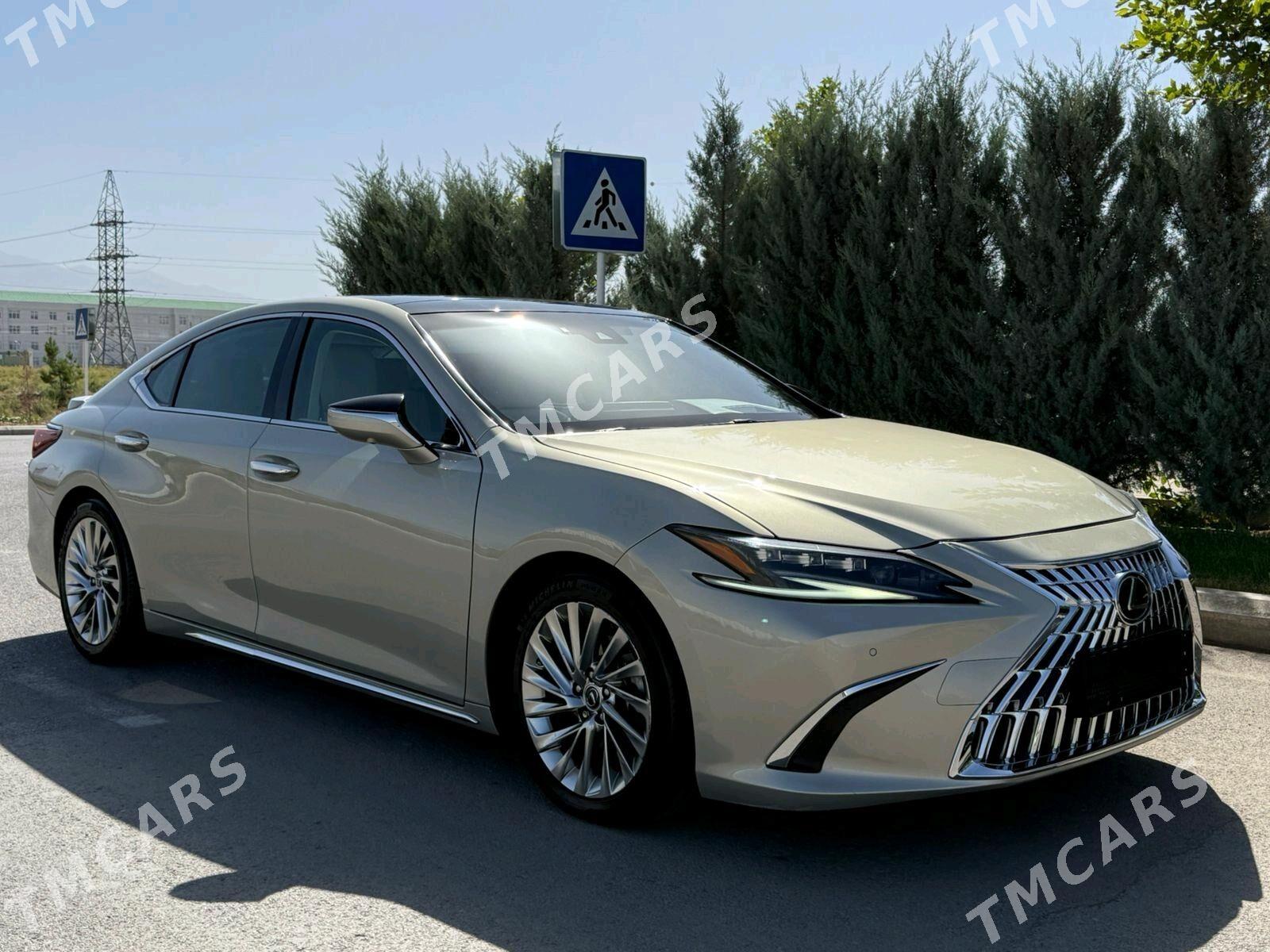 Lexus ES 350 2022 - 740 000 TMT - Gurtly - img 3