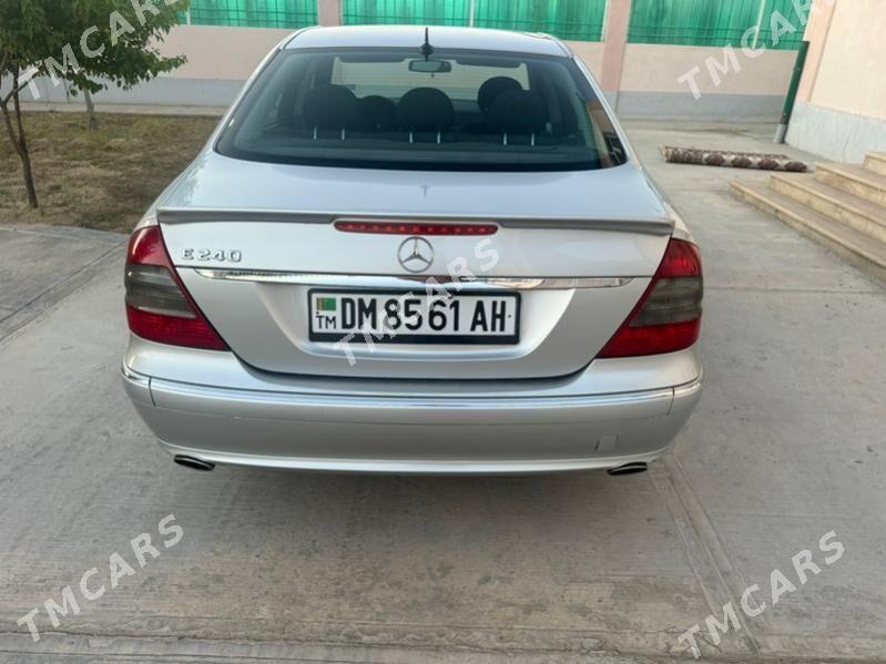 Mercedes-Benz E320 2002 - 130 000 TMT - Parahat 7 - img 9